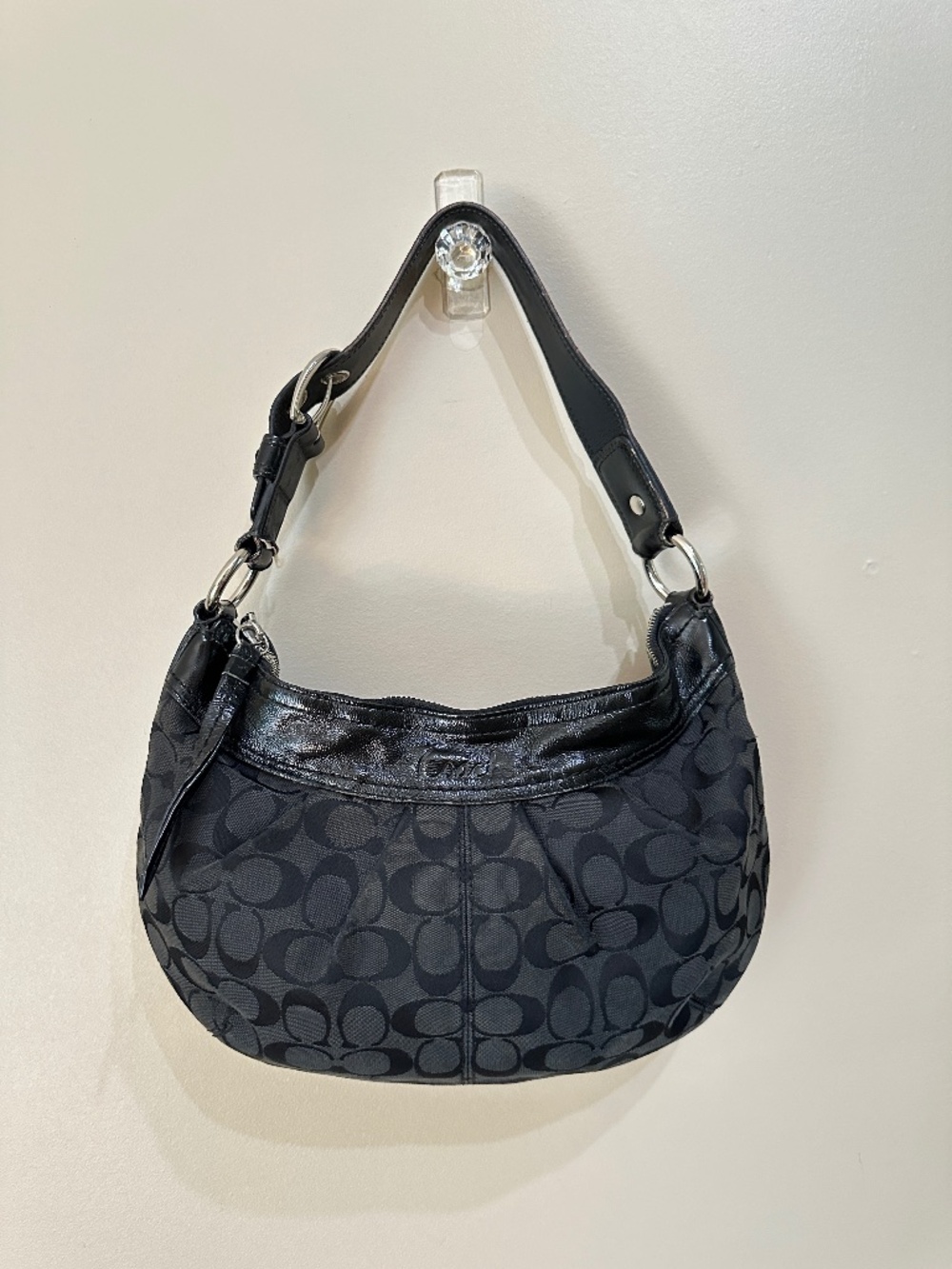 Vintage COACH Soho Signature Black Jacquard Hobo Pleated Shoulder Bag F13740 Y2K